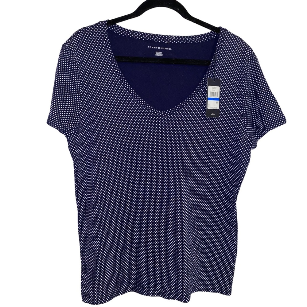 Tommy Hilfiger NWT navy blue polka dot v-neck short sleeve shirt, cute! Size XL